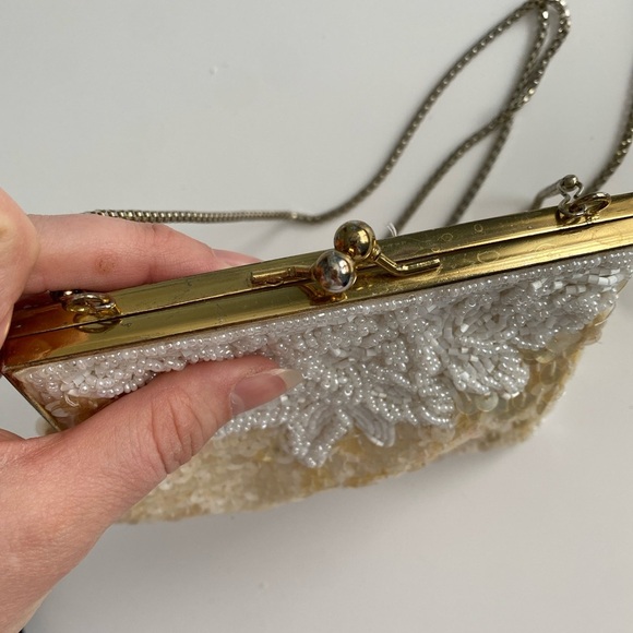 La Regale Cream and Silver Sequin Clutch - Picture 7 of 10